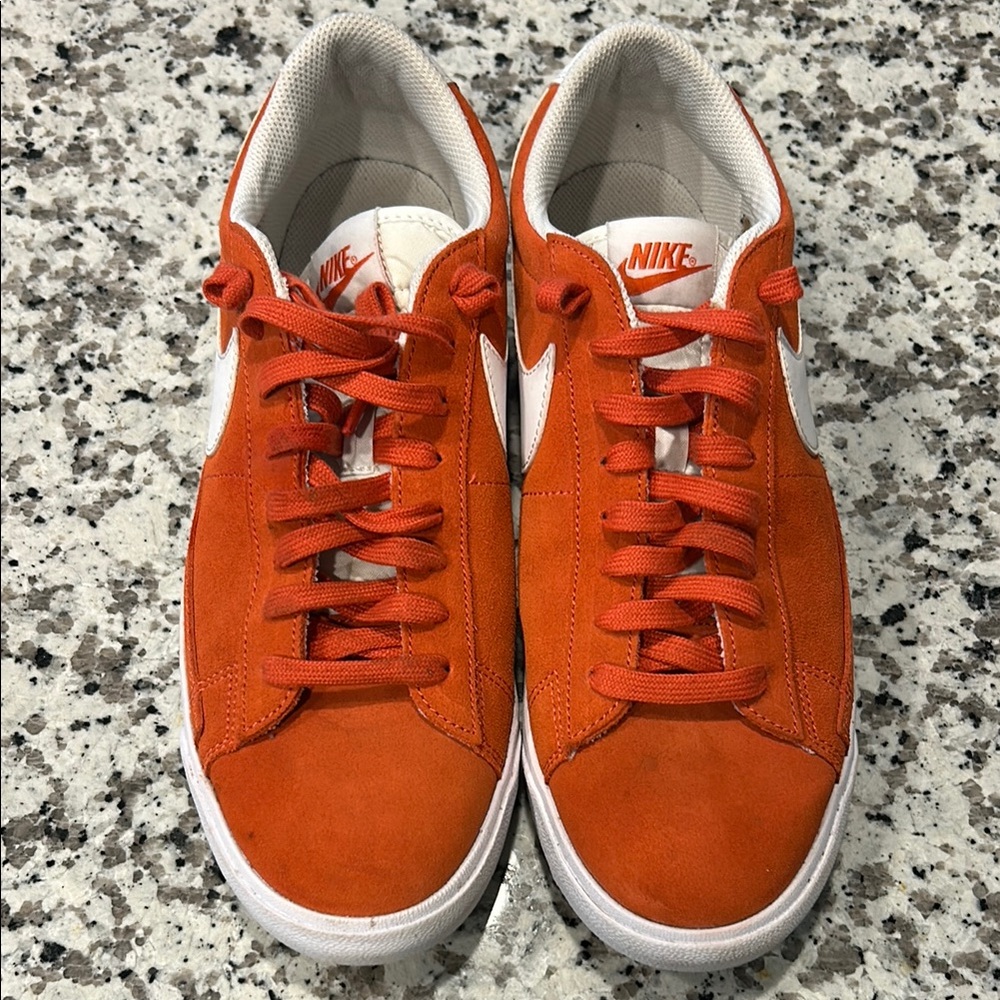 Nike Men's Orange Sneakers
